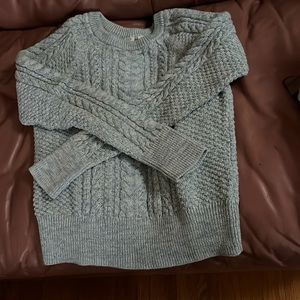Versatile light blue sweater